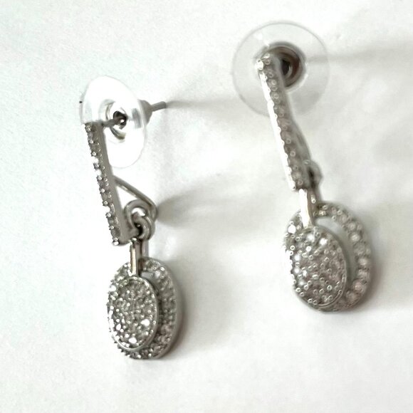Dangle/Drop Earrings Women's Silver Tone White Stones Oval Modern Glam Office - Picture 4 of 4